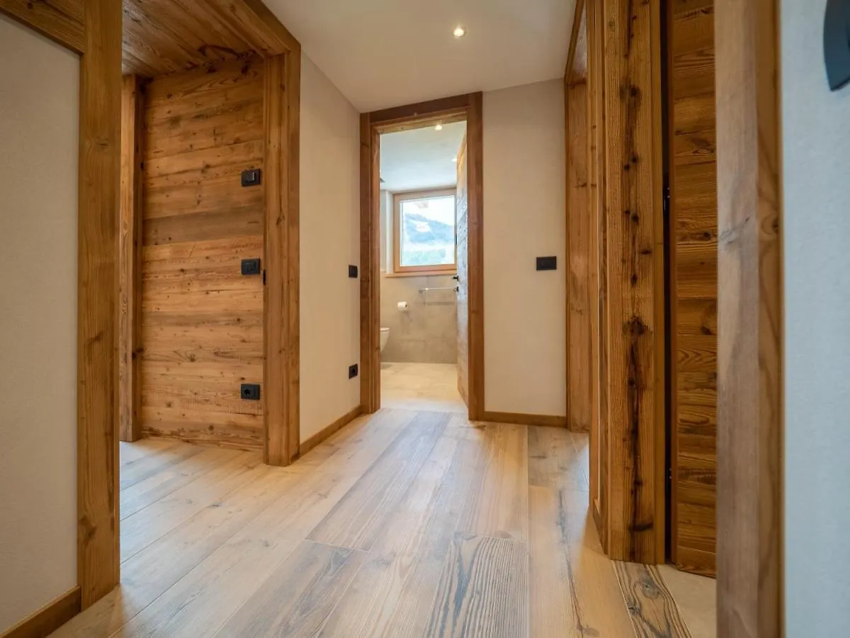 Deschana Lodge Livigno 0*,  Italy