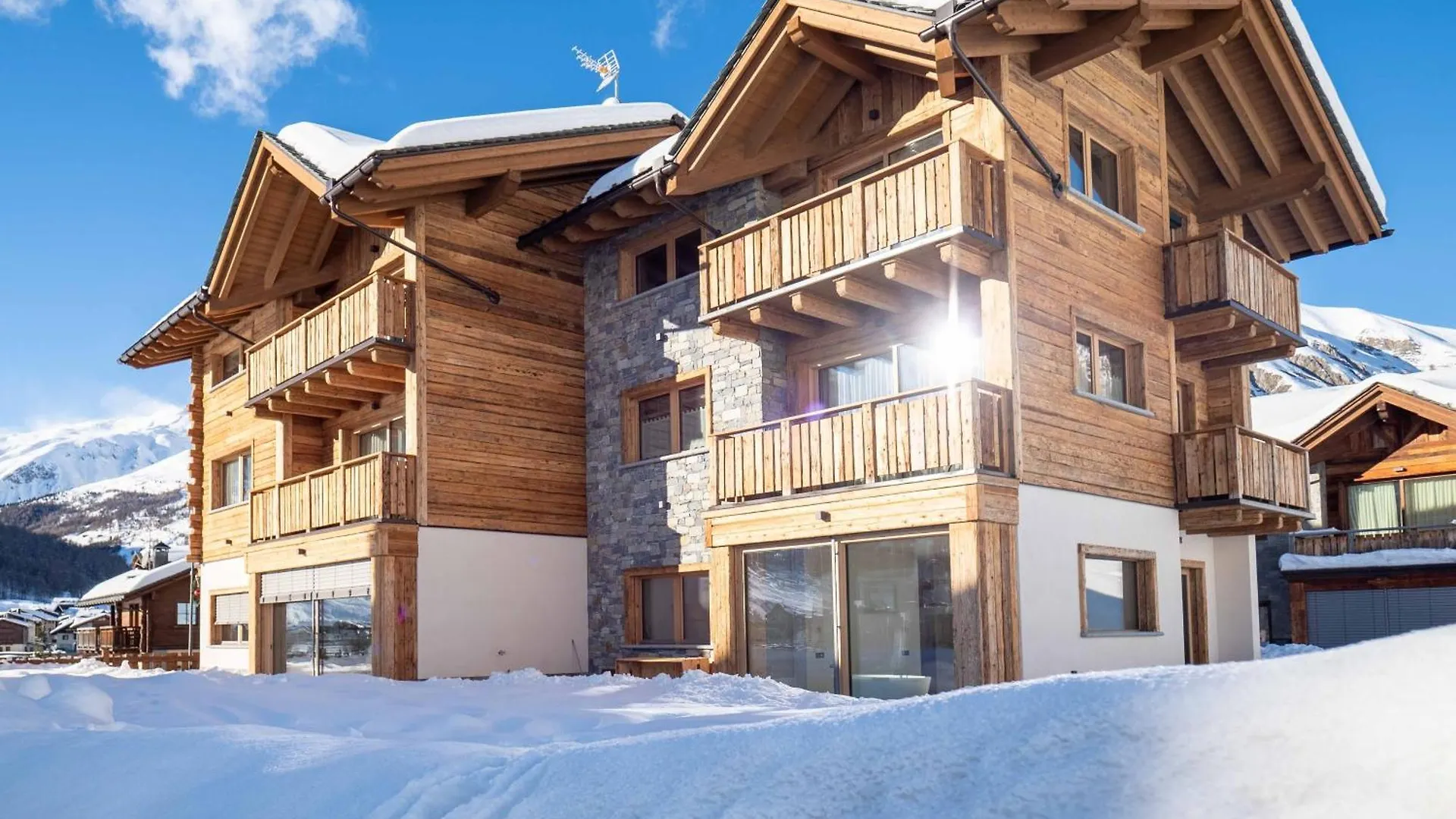 Apartment Deschana Lodge Livigno Italy